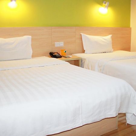 7Days Inn Huludao Xingcheng Hot Spring Street Esterno foto