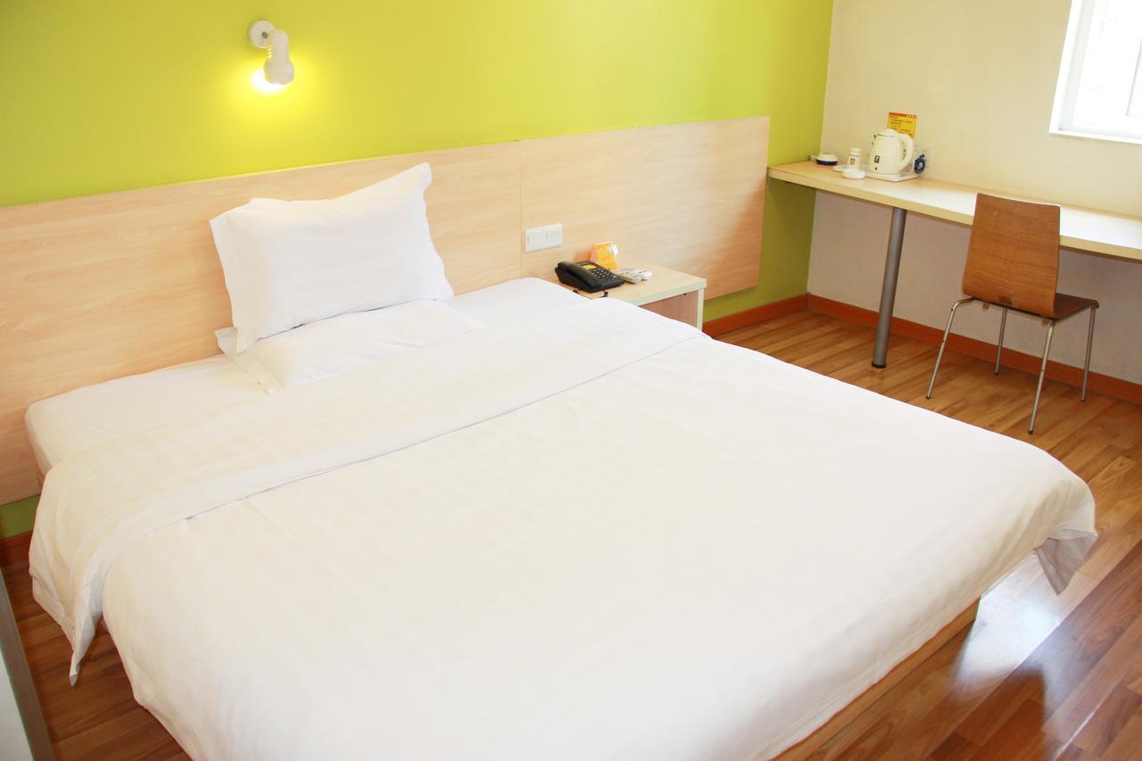 7Days Inn Huludao Xingcheng Hot Spring Street Esterno foto