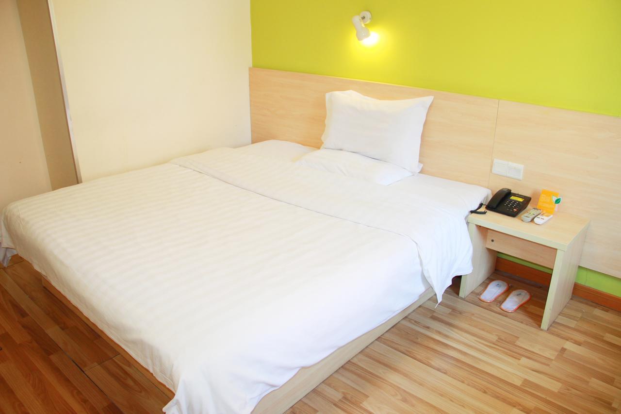 7Days Inn Huludao Xingcheng Hot Spring Street Esterno foto