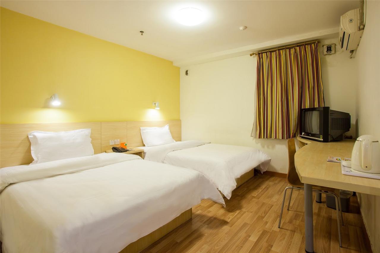7Days Inn Huludao Xingcheng Hot Spring Street Esterno foto